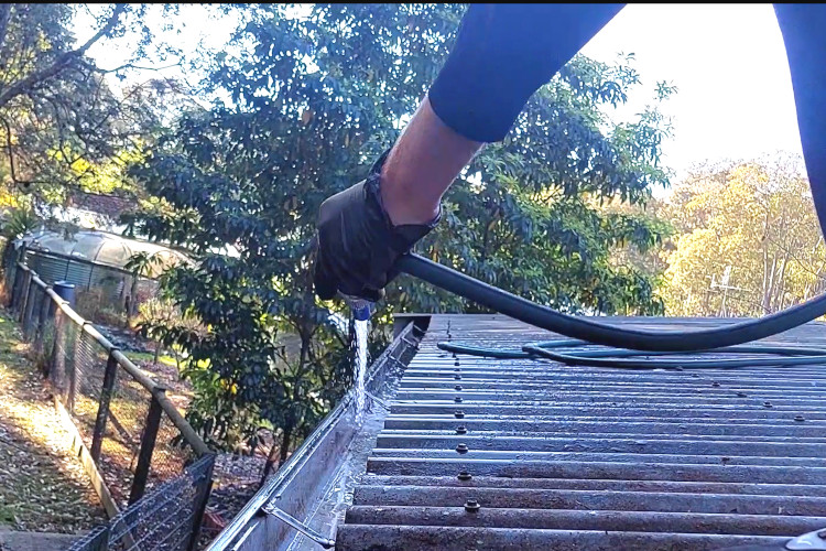 

The gutter cleaning company in portstephens achieves exceptional outcomes by utilizing a standard garden hose in their comprehensive cleaning processes.